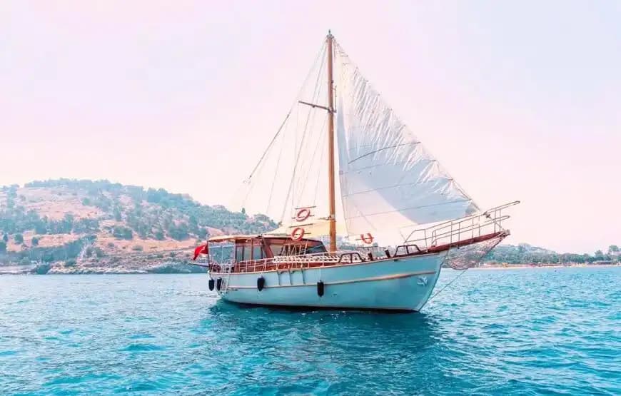 Günstiger Urlaub: 2 Kabinen, 4 Personen in Kuşadası 2
