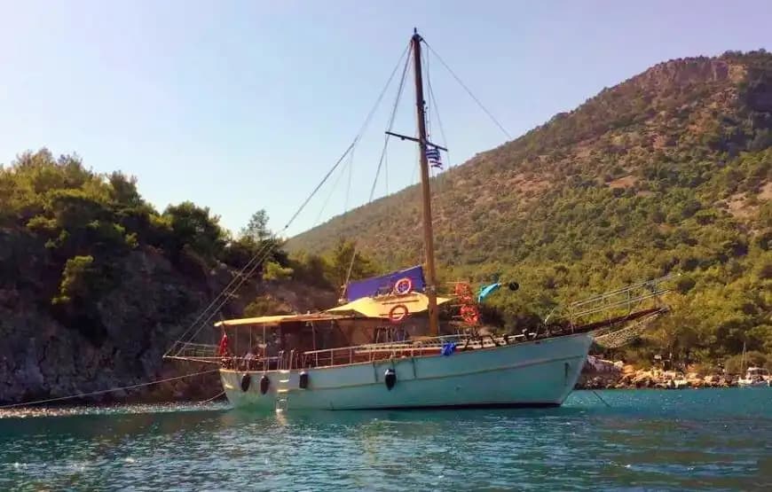 Günstiger Urlaub: 2 Kabinen, 4 Personen in Kuşadası 5