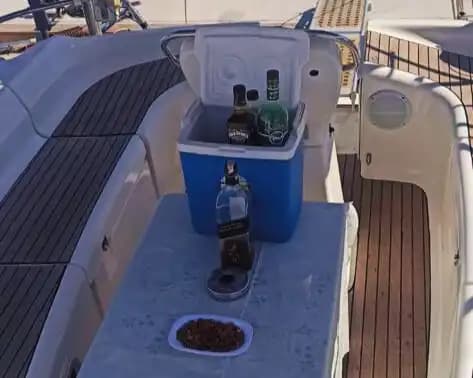 À la poursuite du vent à Kuşadası : Croisière bleue en voilier Beneteau ! 3