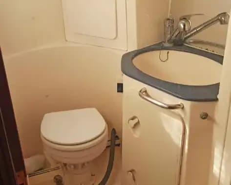 À la poursuite du vent à Kuşadası : Croisière bleue en voilier Beneteau ! 5