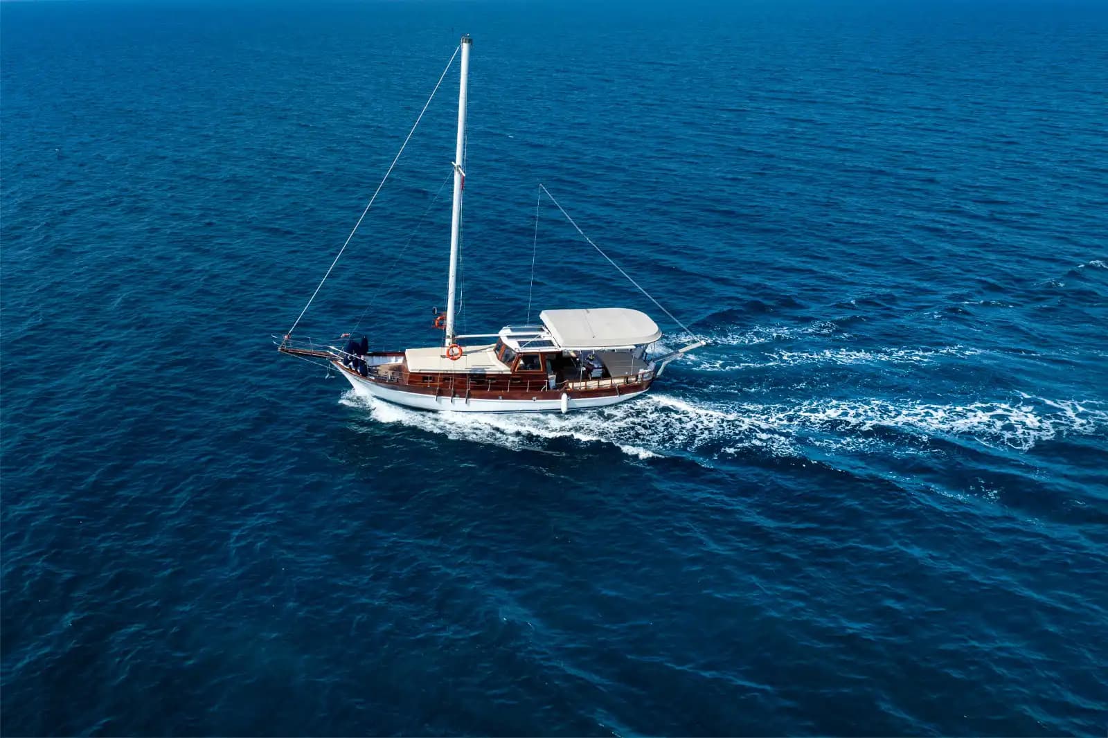 Entdecke die schönsten Buchten mit privatem Boot in Kuşadası! 9