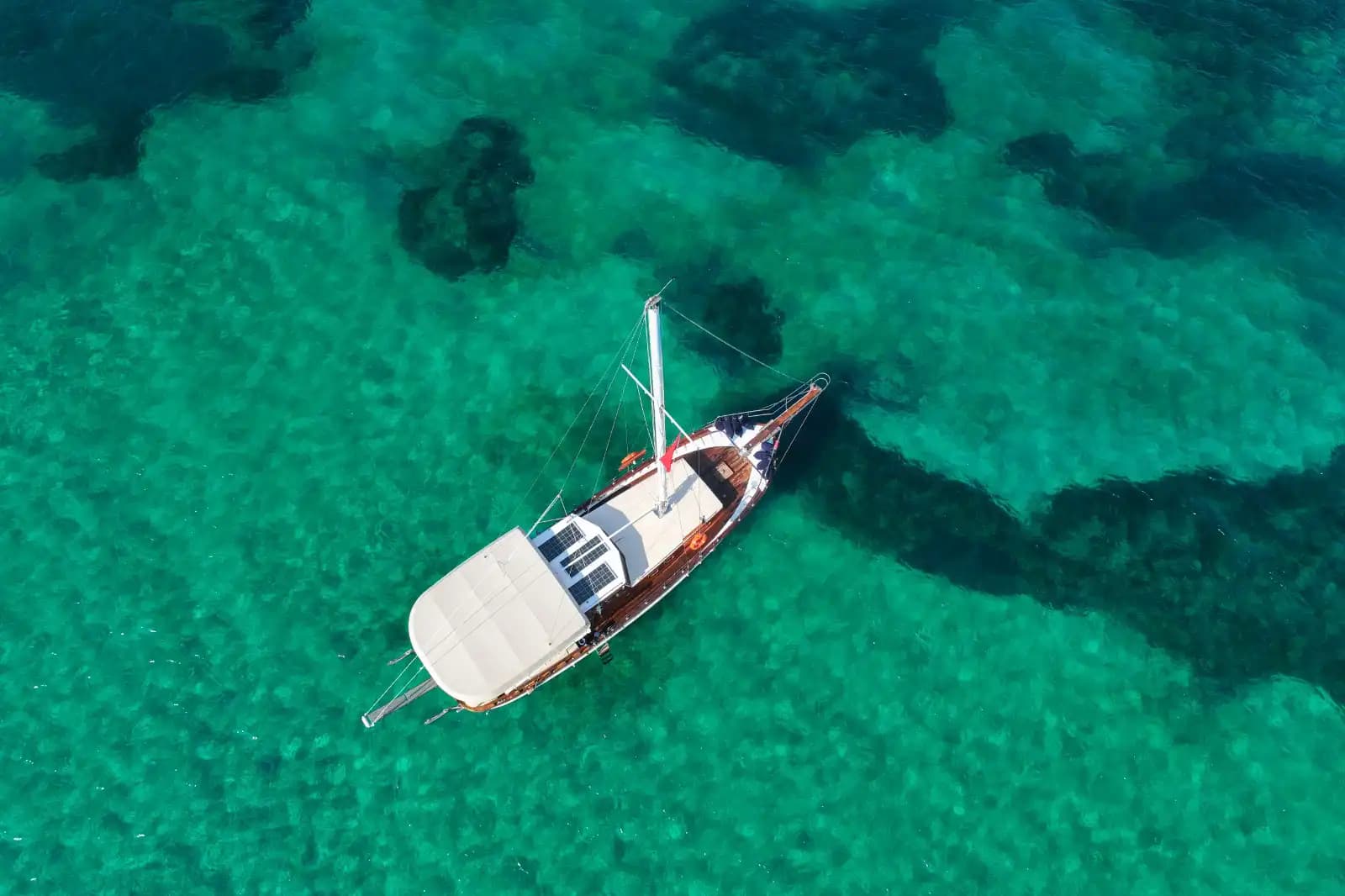 Entdecke die schönsten Buchten mit privatem Boot in Kuşadası! 7