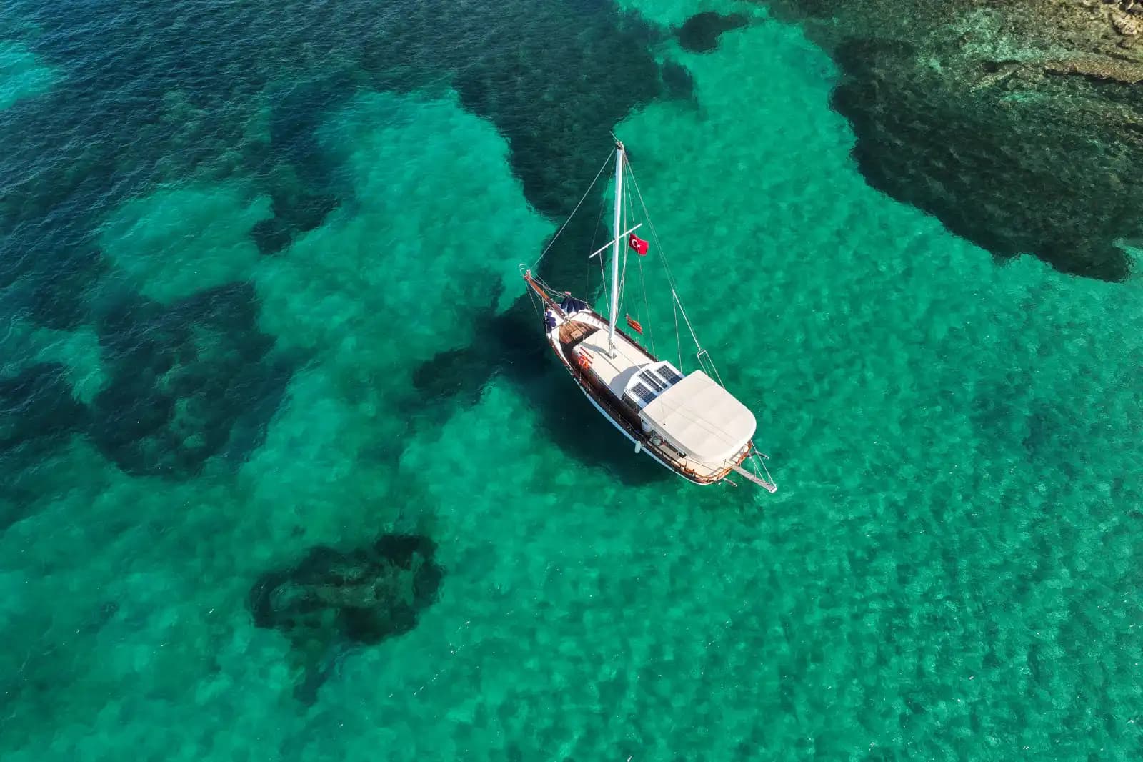 Entdecke die schönsten Buchten mit privatem Boot in Kuşadası! 6