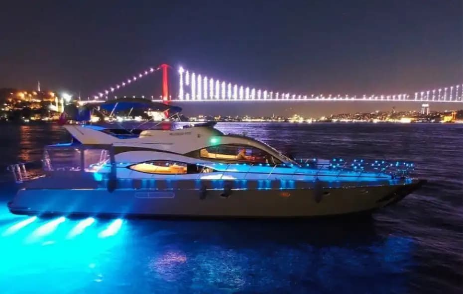 Erlebnis Luxus on a 21 -Meter Jacht In den Bosphorus, Istanbul! 6