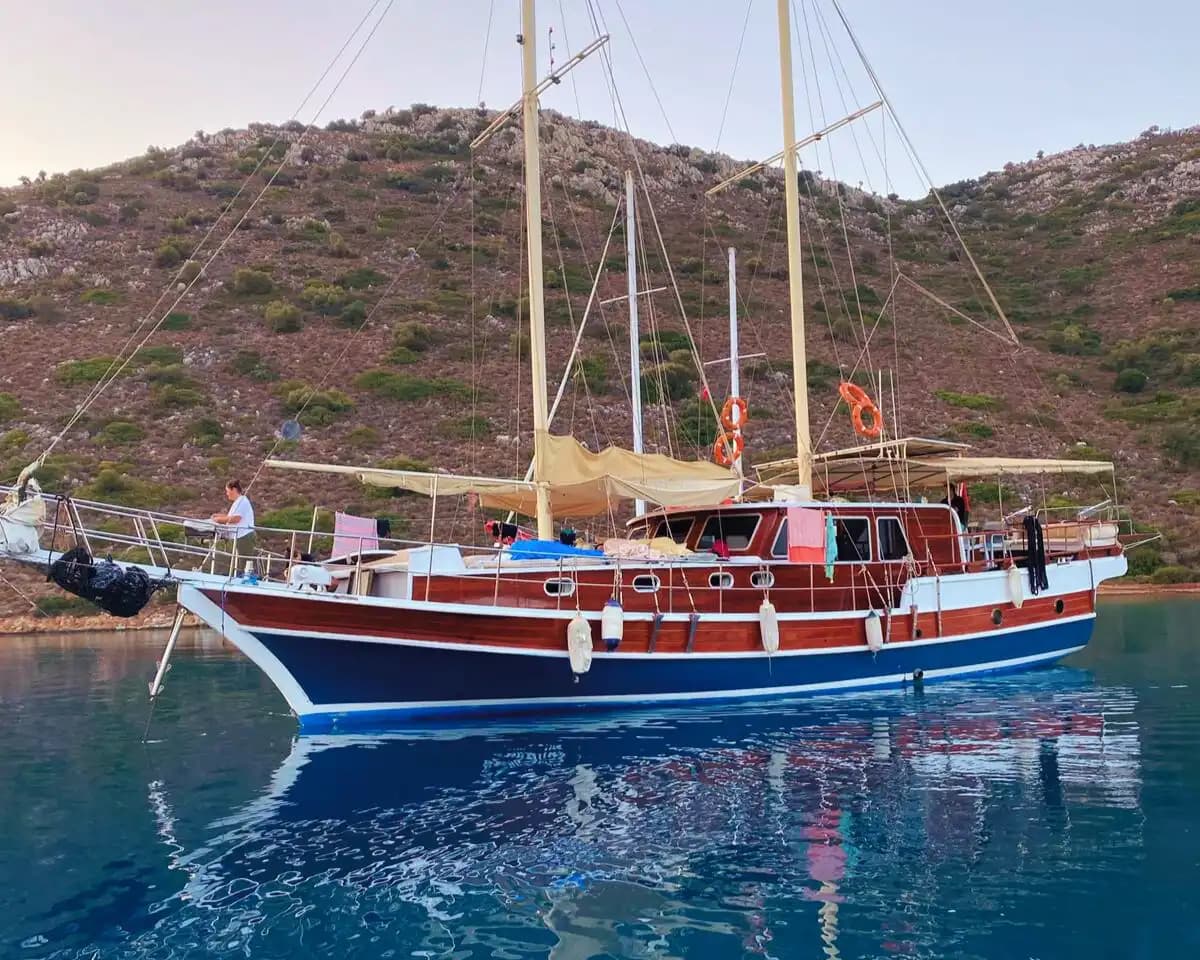 Flucht ins Blaue Paradies von Marmaris Bozburun mit 19-Meter-Gulet, 4 Kabinen 2