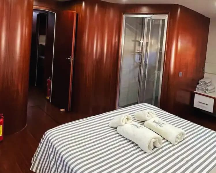 Vacances Paisibles à Marmaris Bozburun sur un Gulet Confortable de 23 Mètres 10
