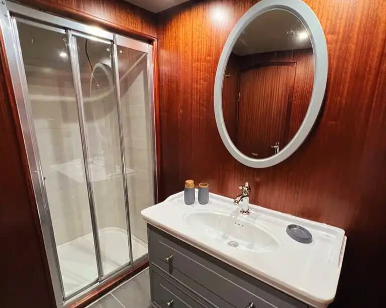 Vacances Paisibles à Marmaris Bozburun sur un Gulet Confortable de 23 Mètres 12
