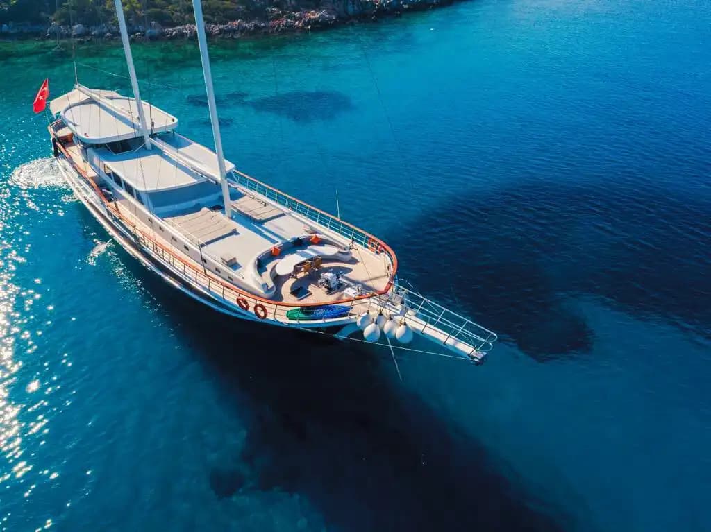 Enjoy the Aegean with a Confortable 6-cabines, 12-Person Gulet in Marmaris - Demande en mariage sur un yacht