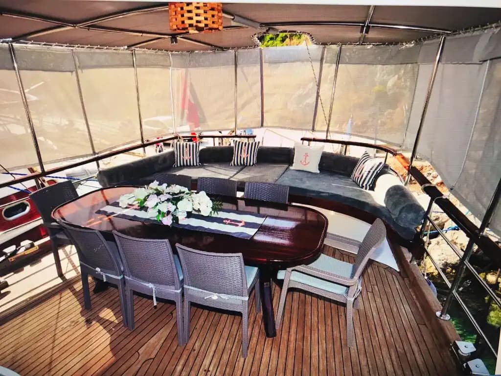 Marmaris'in Güzel mi Güzel Koylarını Keşfetmek için 4 Kabinli Gulet