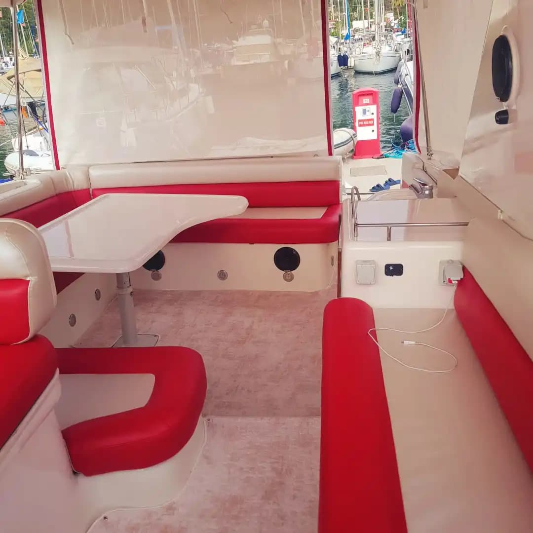 Croisez les Eaux de Marmaris avec un Yacht Économique pour 8 Personnes 4