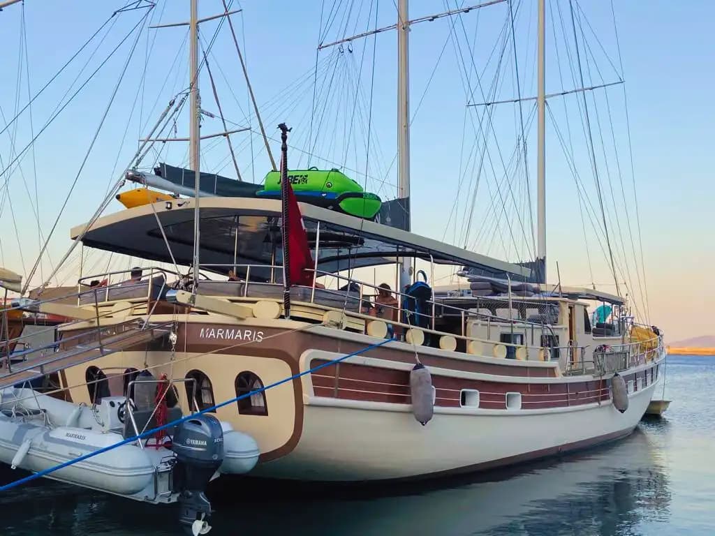 Privé Sea Holiday for 18 People with a Confortable 9-cabines Gulet in Marmaris 5