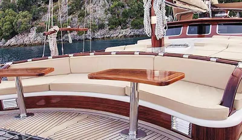 Voyage bleu with Spacieux Deck and Confortable Cabins in Marmaris 12