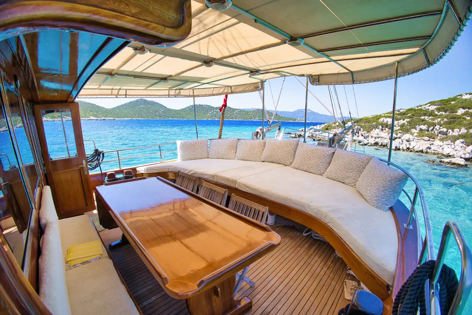 Gulet Privado: Terraza Amplia, Barbacoa, Cocina Equipada 12