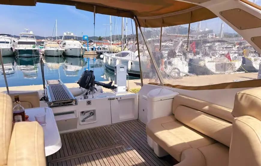 Enjoy the Aegean Sea en un Crunch Yacht in Marmaris 7