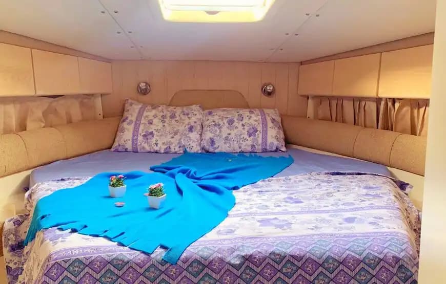 Enjoy the Aegean Sea en un Crunch Yacht in Marmaris 9