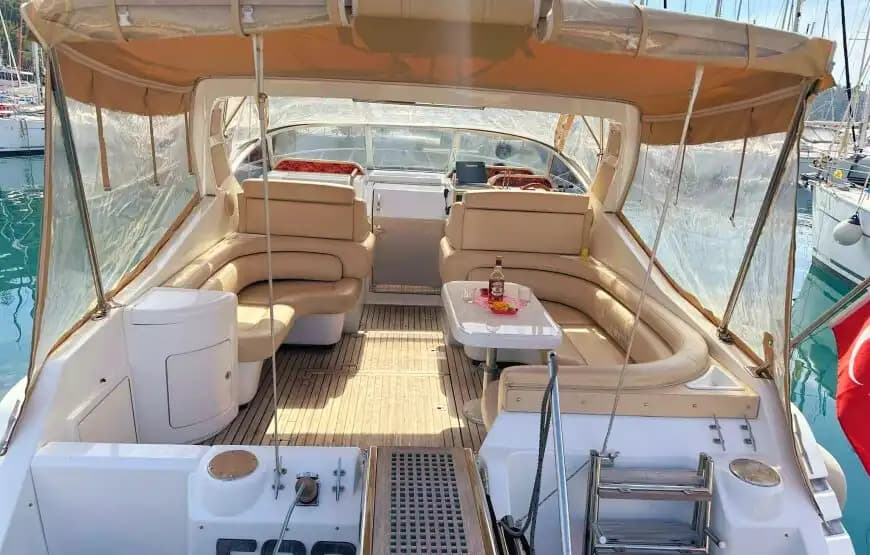 Marmaris’te Crunch Yat ile Deniz ve Güneşin Tadını Çıkarın