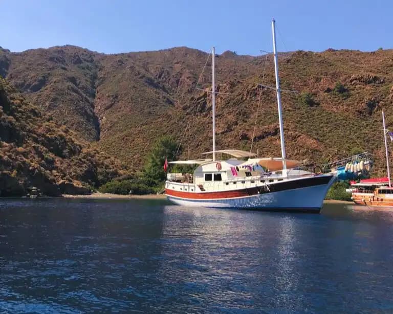 Charter een 24m Gulet voor 12 Gasten – Ultimate Comfort & Relaxation 2