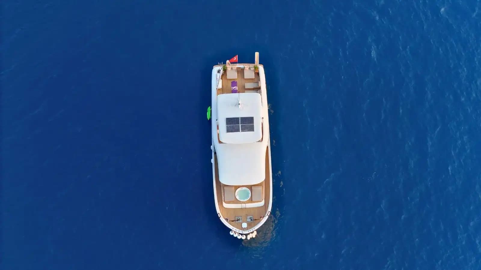 Trawler de Luxe 26m à Bodrum – L'Ultime Aventure Maritime 10