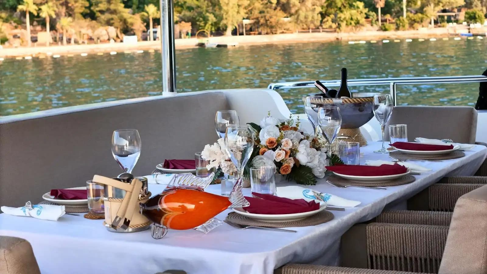 Trawler de Luxe 26m à Bodrum – L'Ultime Aventure Maritime 18