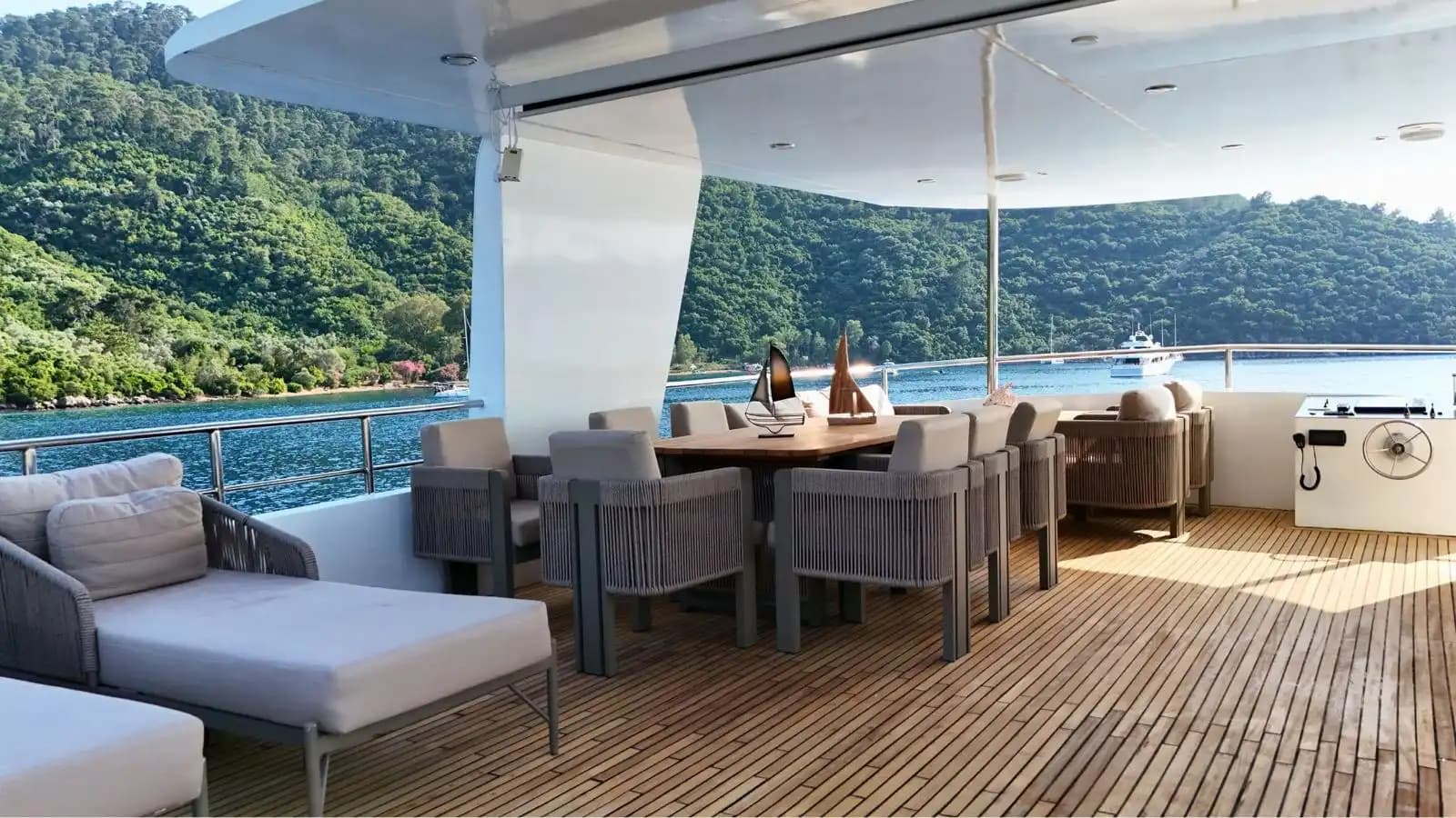 Trawler de Luxe 26m à Bodrum – L'Ultime Aventure Maritime 11