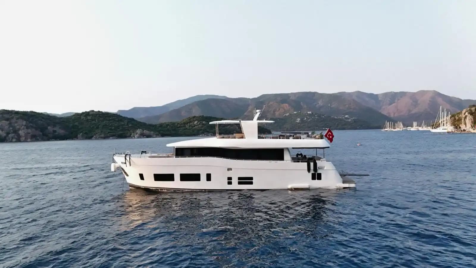 Trawler de Luxe 26m à Bodrum – L'Ultime Aventure Maritime - Fête sur le bateau