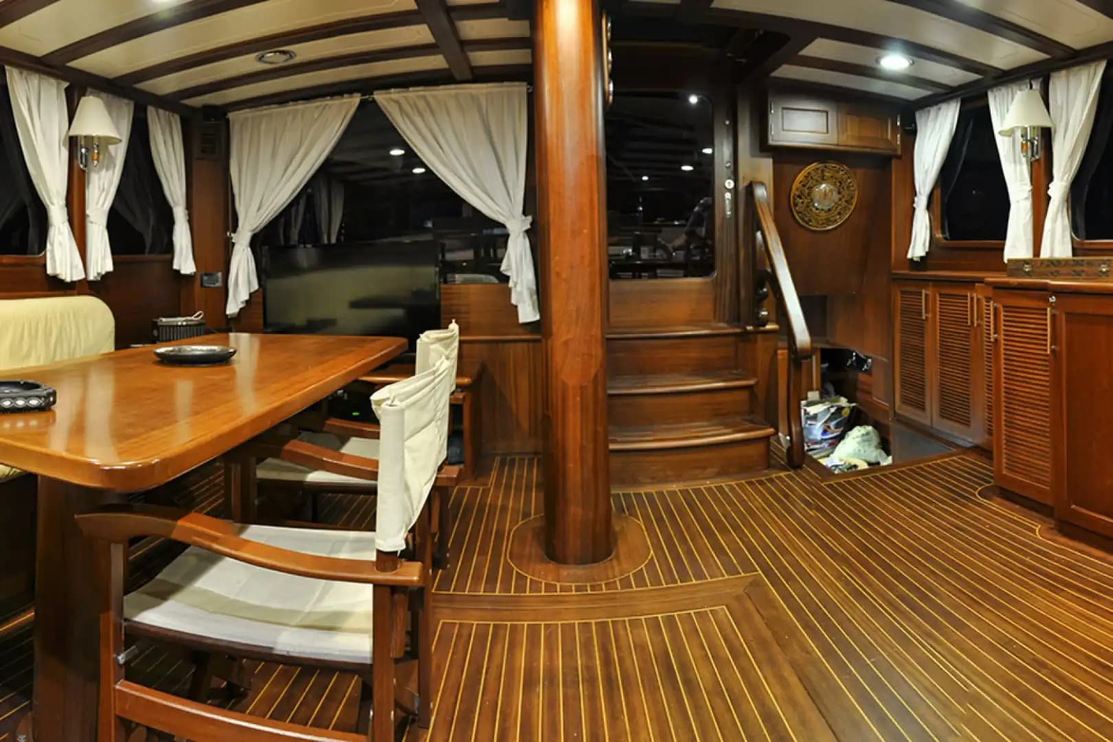 Voyage bleu with Spacieux Deck and Confortable Cabins in Marmaris 24