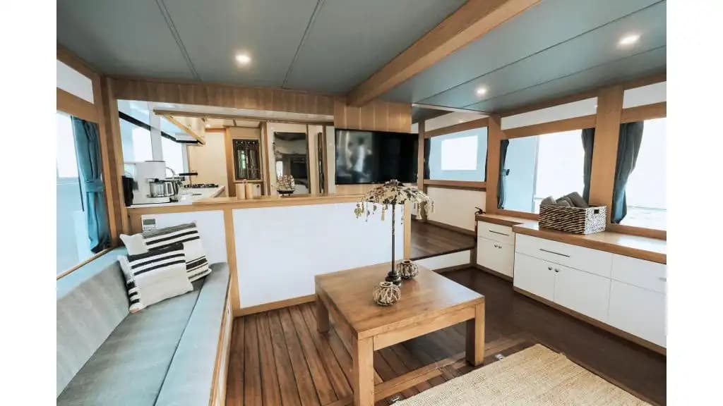 Custom Design Luxury Yate a Motor para Fethiye & Gocek Calas: 22m, 4 Camarotes 17