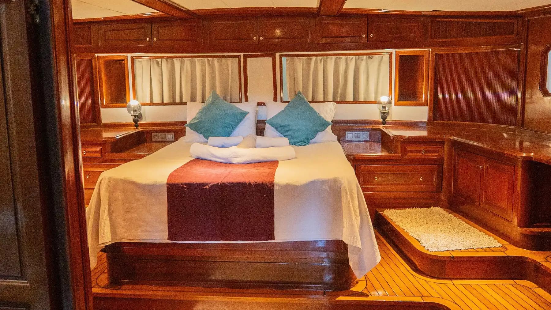 Luxus 32-Meter Gulet Charter in Marmaris | Blue Kreuzfahrt for 14 Gäste 18