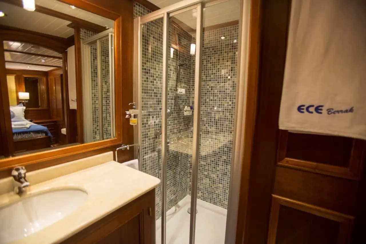 Luxus 32-Meter Gulet Charter in Marmaris | Blue Kreuzfahrt for 14 Gäste 23