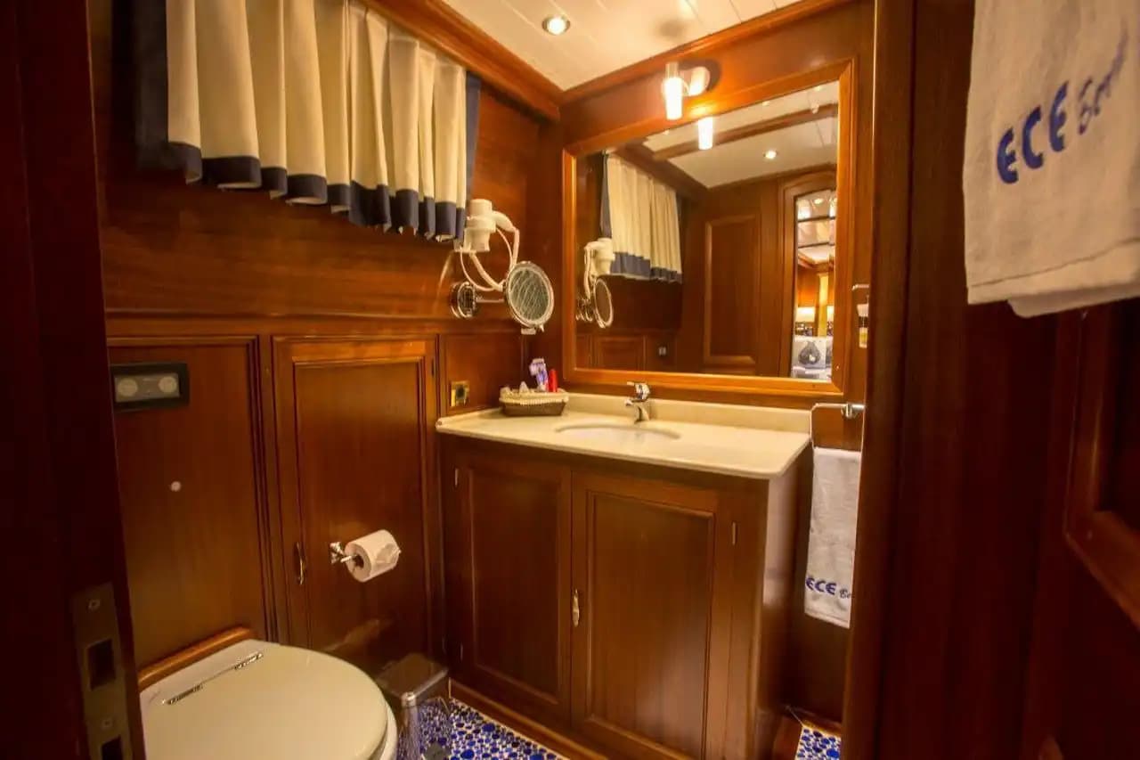 Luxus 32-Meter Gulet Charter in Marmaris | Blue Kreuzfahrt for 14 Gäste 24