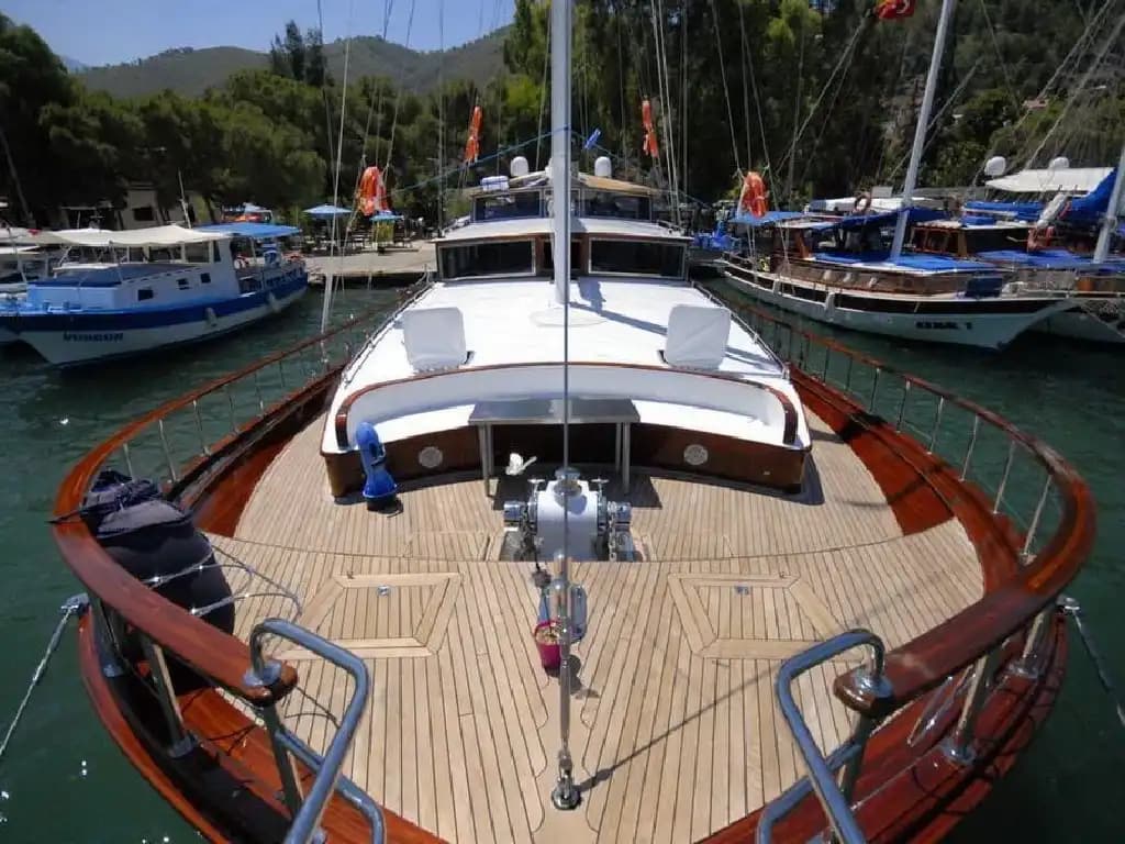 Marmaris'te Lüks 26 Metrelik Gulet Kiralama - 10 Kişilik Mavi Tur