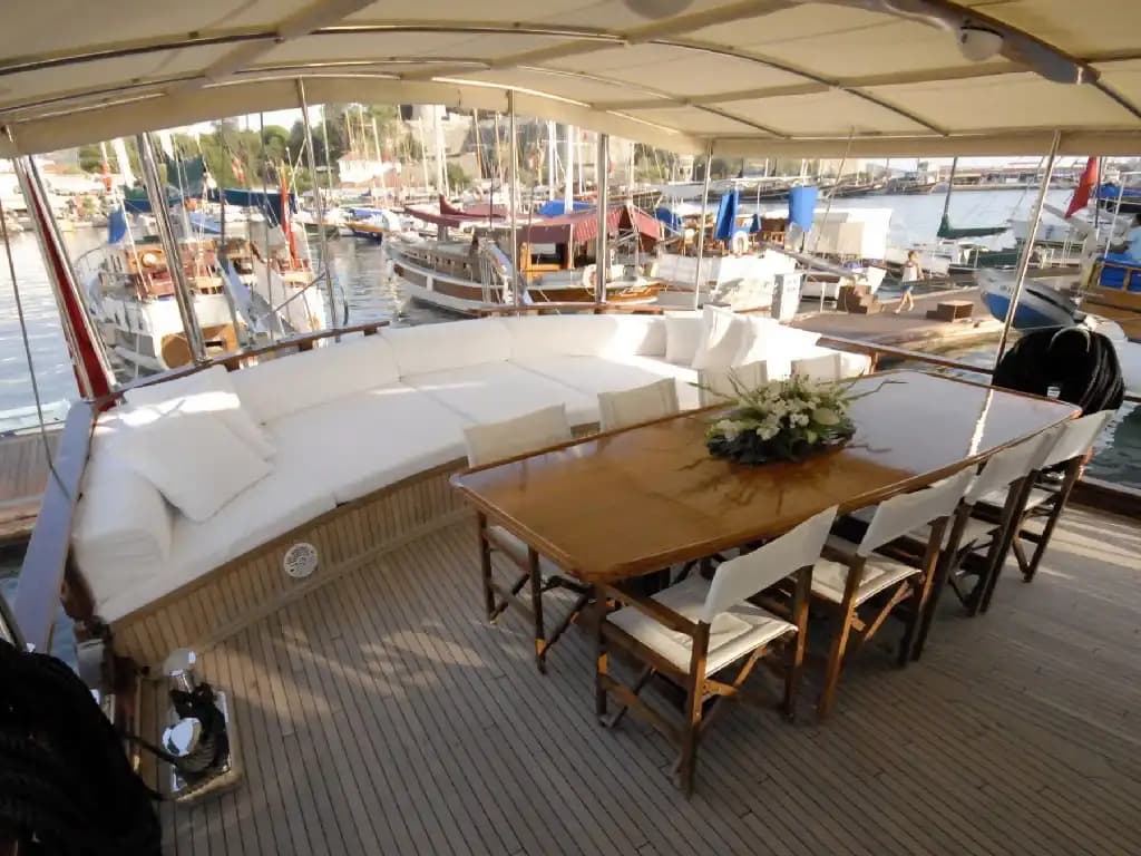 Marmaris'te Lüks 26 Metrelik Gulet Kiralama - 10 Kişilik Mavi Tur 8