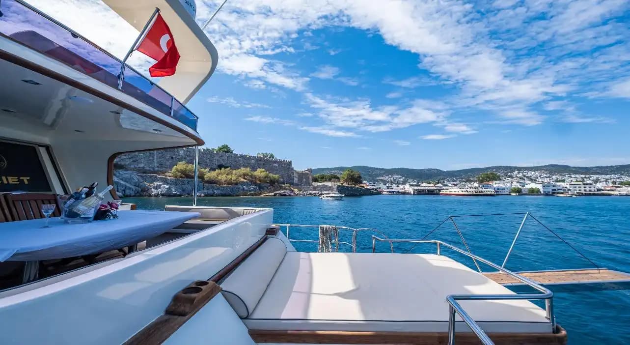 Luxury Motoryacht in Bodrum: 24-Meter, 5-cabines Confortable Croisière turquoise 9