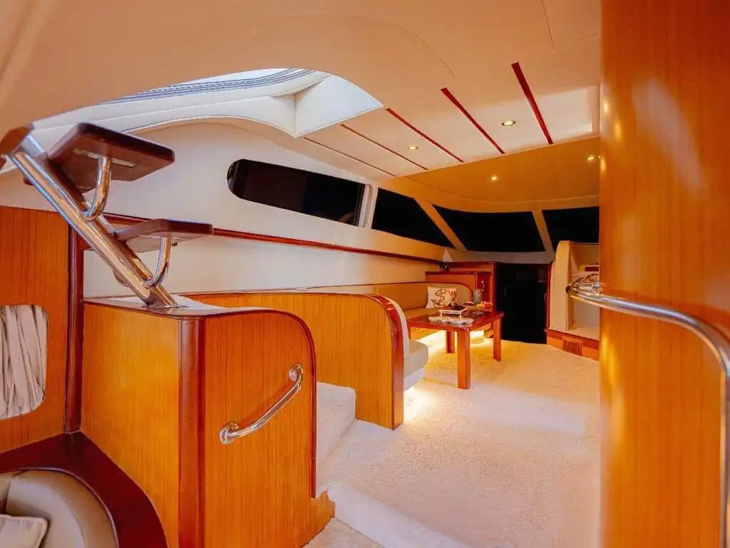 30-Meter Custom-Built Luxury Yacht with 5 Cabins for 10 Guests in Antalya 7