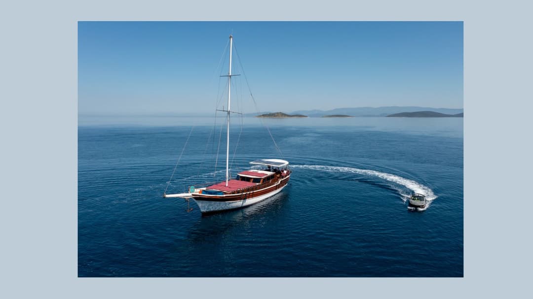 Bodrum'da 26 Metrelik Lüks Gulet ile 50 Kişilik Eşsiz Mavi Yolculuk Deneyimi