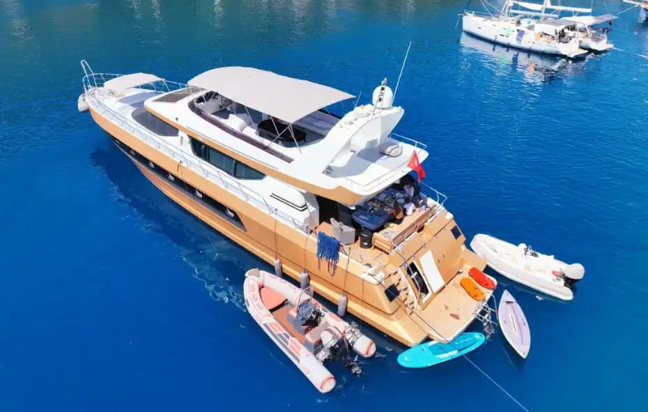 5-Kabine, 10-Personen Motoryacht – Perfekt for Families & Friends 3