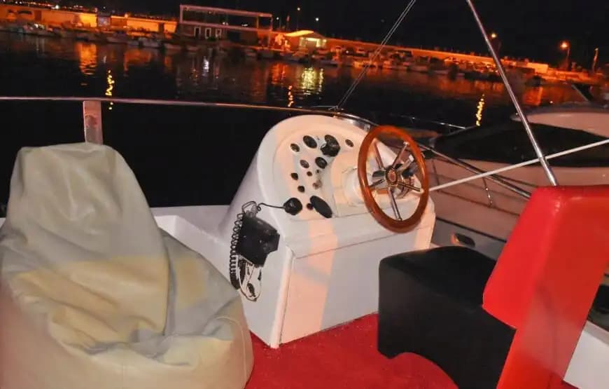 Alanya'da Akdeniz'in Eşsiz Koylarında Özel Yapım Tekne 5