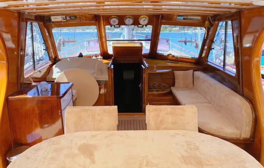Bodrum’un Masmavi Sularında, 16 Metre Uzunluğunda, 5 Kişilik Gulet 18