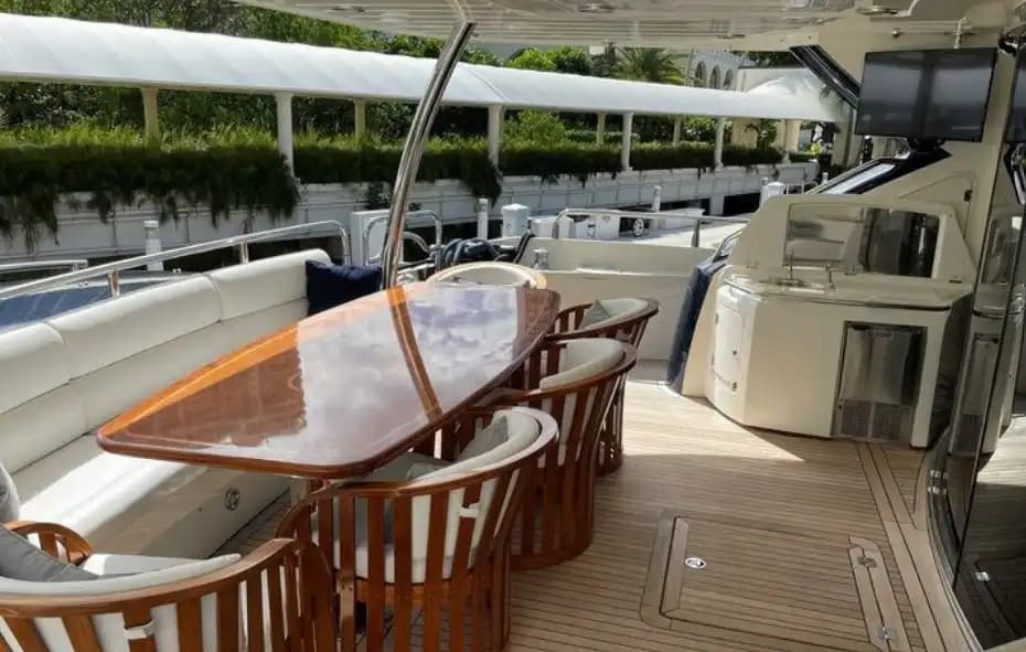 Luxe at Sea in Bodrum: Ontdek de Rivièra on een 32-Meter Motorjacht 6