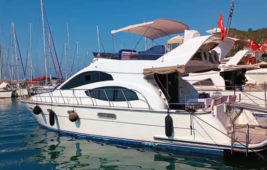 Alanya: 18m moderner Luxus-Yachtausflug - Heiratsantrag auf der Jacht