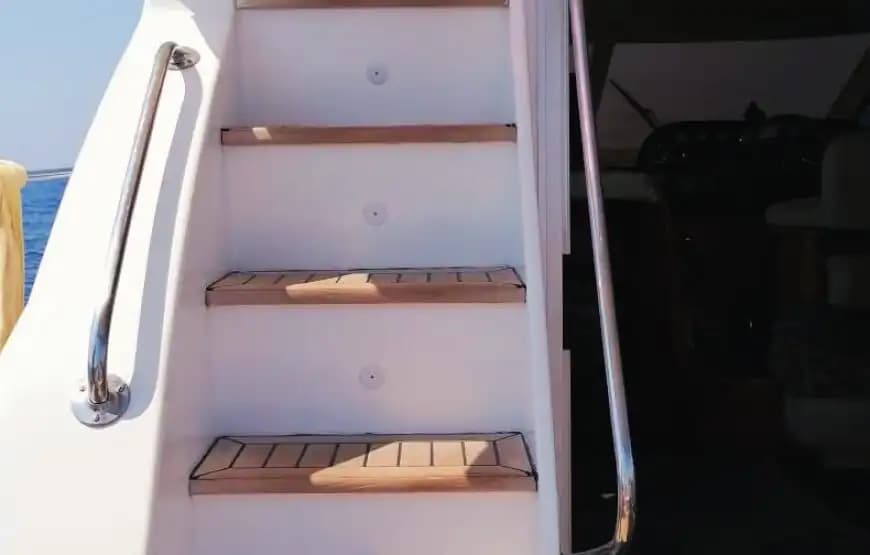 Alanya: 18m moderner Luxus-Yachtausflug 8