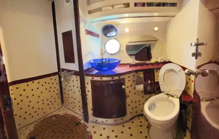 Alanya’da 16 Metrelik Özel Yapım Tekne ile Keyifli Gezi ve Özel Etkinlikler 15