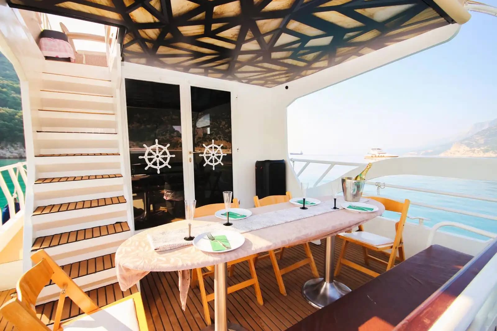Antalya: 10 Pers. Yacht, türkise Buchten, Sparpreis 5