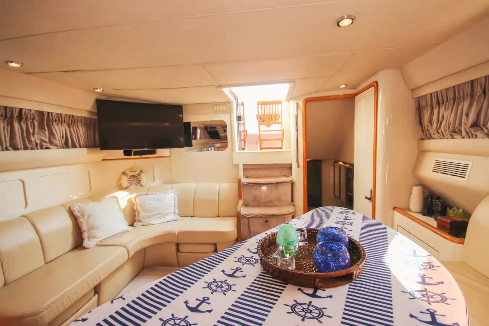 Exclusif Blue Croisières on a Luxury Princess Motoryacht in Antalya 15