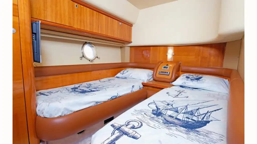 Azimut 17 Metre Lüks Yat ile Antalya'nın Turkuaz Sularında Gezi, Yüzme ve Çok Özel Organizasyonlar 19