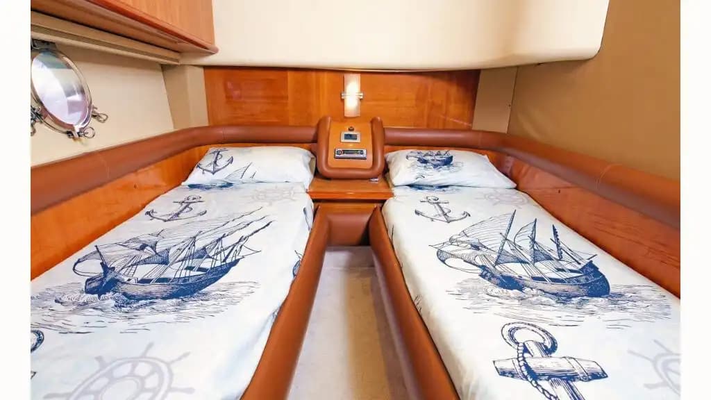 Azimut 17 Metre Lüks Yat ile Antalya'nın Turkuaz Sularında Gezi, Yüzme ve Çok Özel Organizasyonlar 20
