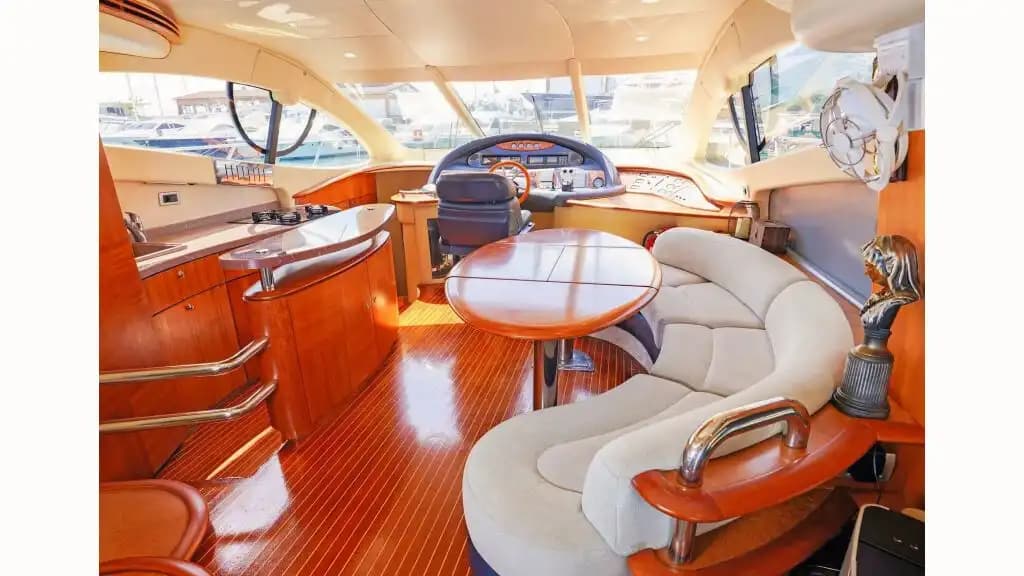 Azimut 17 Metre Lüks Yat ile Antalya'nın Turkuaz Sularında Gezi, Yüzme ve Çok Özel Organizasyonlar 12