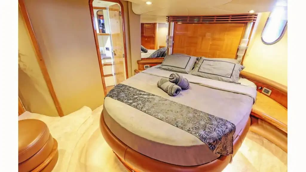 Azimut 17 Metre Lüks Yat ile Antalya'nın Turkuaz Sularında Gezi, Yüzme ve Çok Özel Organizasyonlar 16
