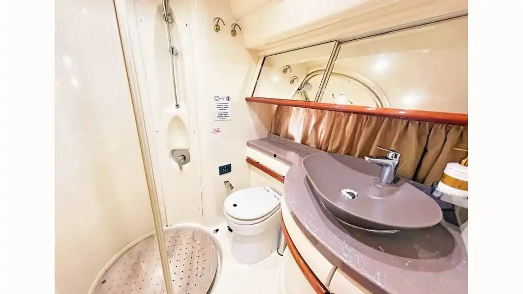 Azimut 17 Metre Lüks Yat ile Antalya'nın Turkuaz Sularında Gezi, Yüzme ve Çok Özel Organizasyonlar 22