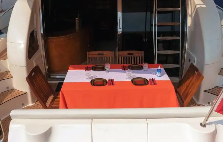 Luxus 18-Meter Jacht for 10 Gäste in Antalya’s Atemberaubend Buchten 8